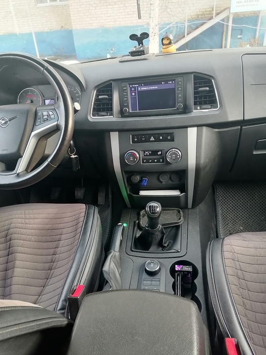 УАЗ Patriot I рестайлинг -3, 2016 год, 900 000 рублей, 25 фотография