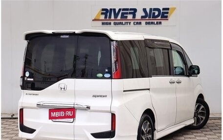 Honda Stepwgn IV, 2016 год, 1 600 000 рублей, 9 фотография