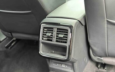 Volkswagen Passat B8 рестайлинг, 2021 год, 1 750 300 рублей, 14 фотография