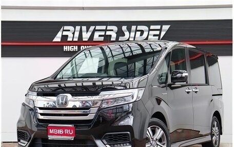 Honda Stepwgn IV, 2019 год, 1 850 000 рублей, 1 фотография