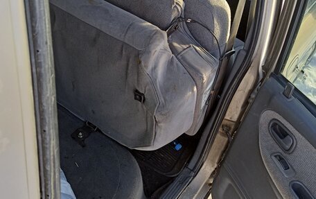 KIA Sportage IV рестайлинг, 2003 год, 165 000 рублей, 9 фотография