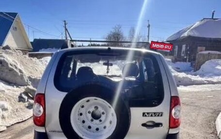 Chevrolet Niva I рестайлинг, 2011 год, 400 000 рублей, 6 фотография