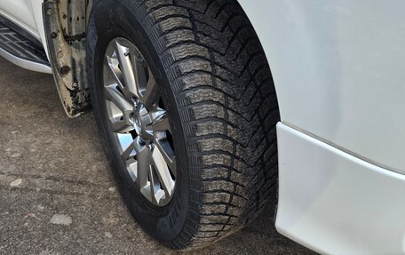 Toyota Land Cruiser Prado 150 рестайлинг 2, 2018 год, 6 100 000 рублей, 5 фотография