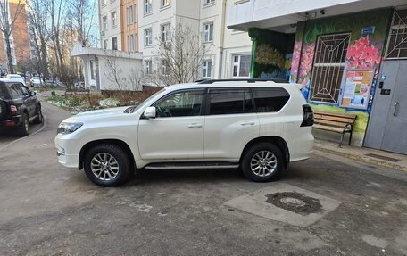 Toyota Land Cruiser Prado 150 рестайлинг 2, 2018 год, 6 100 000 рублей, 6 фотография