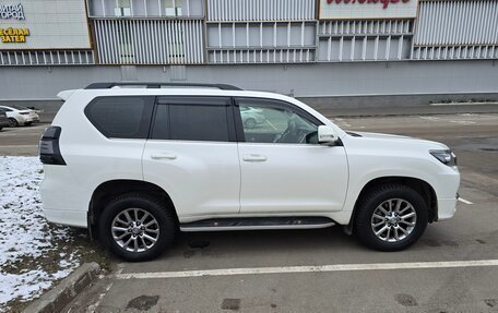 Toyota Land Cruiser Prado 150 рестайлинг 2, 2018 год, 6 100 000 рублей, 17 фотография