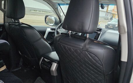 Toyota Land Cruiser Prado 150 рестайлинг 2, 2018 год, 6 100 000 рублей, 16 фотография