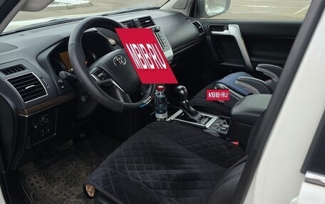 Toyota Land Cruiser Prado 150 рестайлинг 2, 2018 год, 6 100 000 рублей, 12 фотография