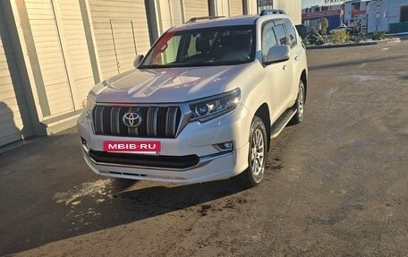 Toyota Land Cruiser Prado 150 рестайлинг 2, 2018 год, 6 100 000 рублей, 33 фотография