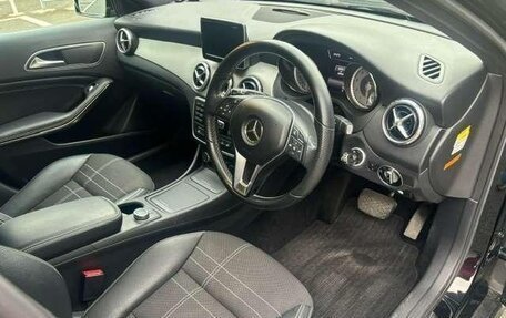 Mercedes-Benz GLA, 2015 год, 1 277 000 рублей, 10 фотография