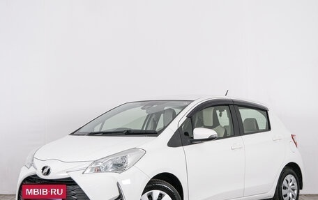 Toyota Vitz, 2019 год, 999 000 рублей, 2 фотография