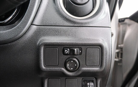 Nissan Note II рестайлинг, 2013 год, 689 000 рублей, 19 фотография