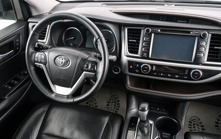 Toyota Highlander III, 2014 год, 2 739 000 рублей, 8 фотография