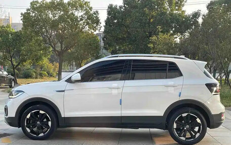 Volkswagen T-Cross I, 2021 год, 1 365 000 рублей, 4 фотография