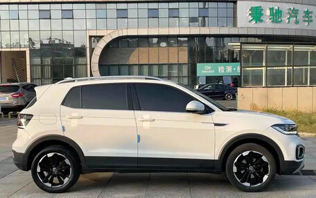 Volkswagen T-Cross I, 2021 год, 1 365 000 рублей, 5 фотография