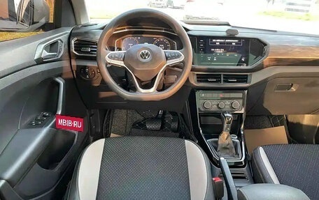 Volkswagen T-Cross I, 2021 год, 1 365 000 рублей, 11 фотография