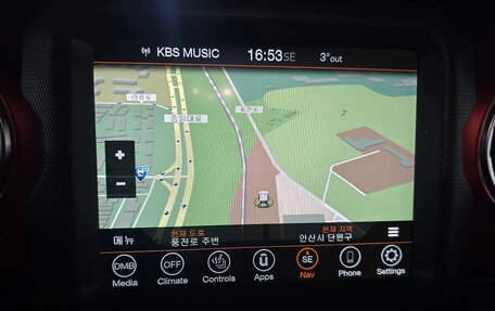 Jeep Gladiator, 2023 год, 6 000 000 рублей, 13 фотография