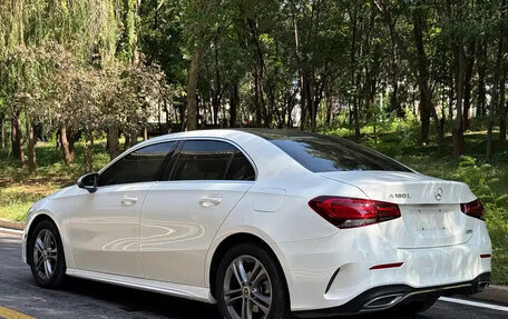 Mercedes-Benz A-Класс, 2022 год, 1 950 213 рублей, 3 фотография