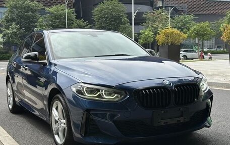 BMW 1 серия, 2021 год, 1 400 000 рублей, 3 фотография