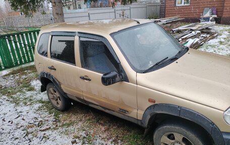 Chevrolet Niva I рестайлинг, 2004 год, 250 000 рублей, 2 фотография