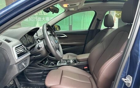 BMW 1 серия, 2021 год, 1 400 000 рублей, 13 фотография