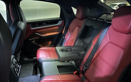 Porsche Cayenne III, 2023 год, 13 500 000 рублей, 16 фотография