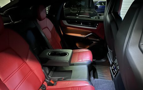 Porsche Cayenne III, 2023 год, 13 500 000 рублей, 19 фотография