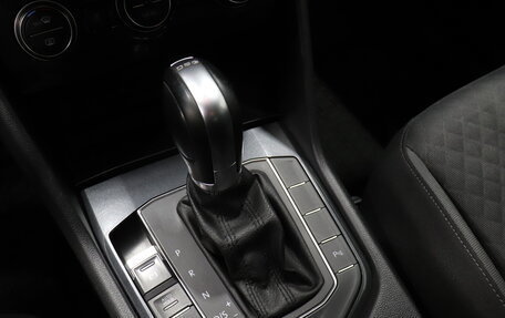 Volkswagen Tiguan II, 2018 год, 2 040 000 рублей, 9 фотография