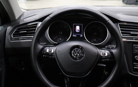 Volkswagen Tiguan II, 2018 год, 2 040 000 рублей, 7 фотография