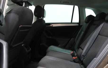 Volkswagen Tiguan II, 2018 год, 2 040 000 рублей, 14 фотография