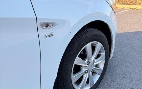 Hyundai Solaris II рестайлинг, 2014 год, 1 050 000 рублей, 3 фотография