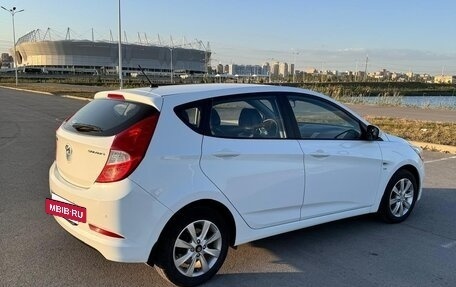 Hyundai Solaris II рестайлинг, 2014 год, 1 050 000 рублей, 2 фотография