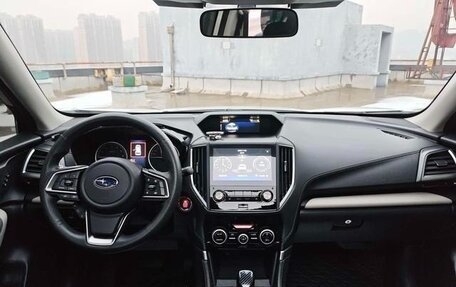 Subaru Forester, 2021 год, 2 300 000 рублей, 9 фотография