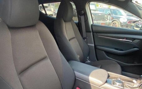 Mazda 3, 2019 год, 1 560 000 рублей, 10 фотография