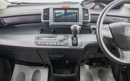 Honda Freed I, 2009 год, 989 000 рублей, 14 фотография