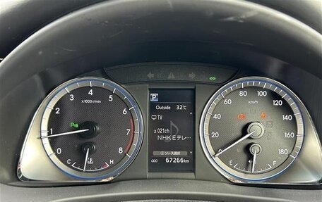 Toyota Harrier, 2018 год, 1 950 000 рублей, 9 фотография