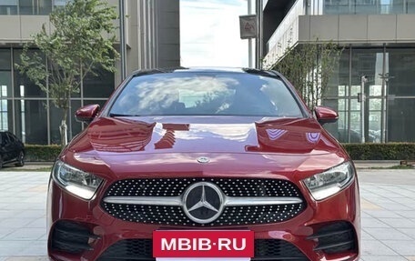 Mercedes-Benz A-Класс, 2022 год, 1 622 900 рублей, 3 фотография