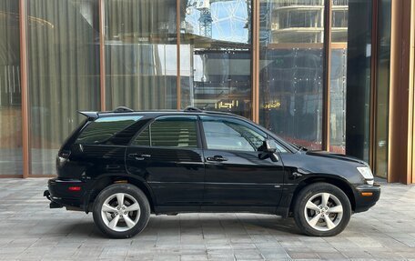 Lexus RX IV рестайлинг, 2001 год, 870 000 рублей, 3 фотография