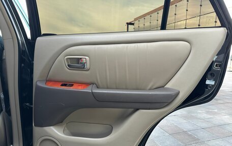 Lexus RX IV рестайлинг, 2001 год, 870 000 рублей, 23 фотография