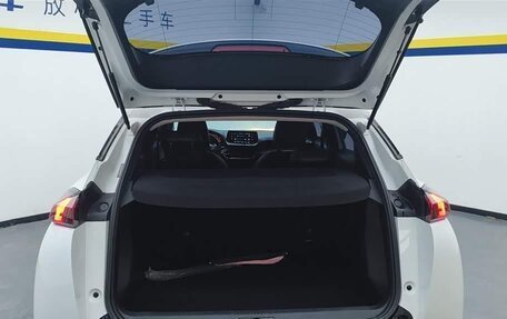 Peugeot 2008 II, 2022 год, 1 000 325 рублей, 4 фотография