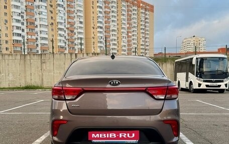 KIA Rio IV, 2018 год, 1 600 000 рублей, 6 фотография