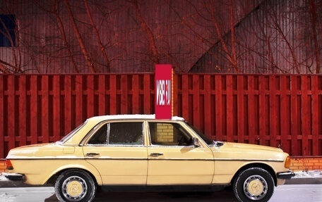 Mercedes-Benz W123, 1980 год, 550 000 рублей, 4 фотография