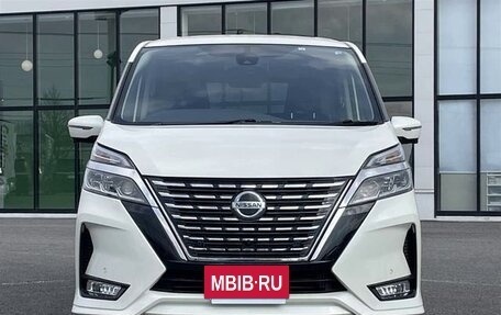 Nissan Serena IV, 2022 год, 1 692 000 рублей, 2 фотография