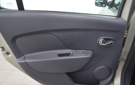 Renault Sandero II рестайлинг, 2017 год, 1 250 000 рублей, 16 фотография