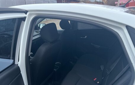 KIA Rio III рестайлинг, 2015 год, 795 000 рублей, 9 фотография