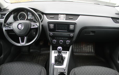 Skoda Octavia, 2016 год, 1 415 000 рублей, 9 фотография