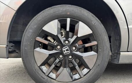 Honda Stepwgn, 2022 год, 1 905 000 рублей, 7 фотография