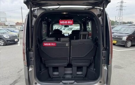 Honda Stepwgn, 2022 год, 1 905 000 рублей, 11 фотография