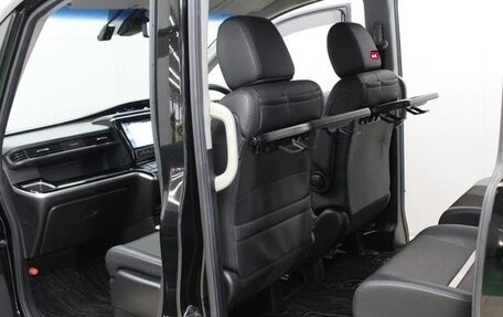 Honda Stepwgn IV, 2017 год, 1 650 000 рублей, 19 фотография