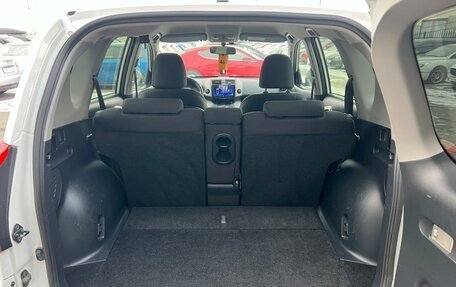 Toyota RAV4, 2011 год, 1 569 000 рублей, 19 фотография