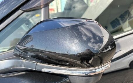 Toyota C-HR I рестайлинг, 2017 год, 1 720 000 рублей, 10 фотография